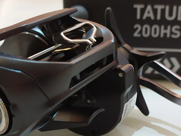 Carretilha Daiwa Tatula 200-HS-HSL